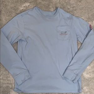 blue vineyard vines long sleeve shirt